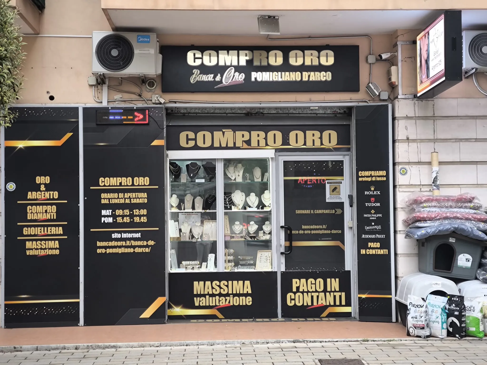 Punto vendita Banca De Oro